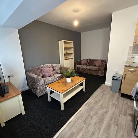 Two Bedroom Apartment Room 18 Стоктон-он-Тис Экстерьер фото