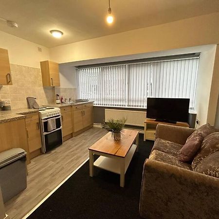 Two Bedroom Apartment Room 18 Стоктон-он-Тис Экстерьер фото