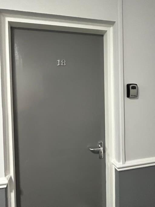 Two Bedroom Apartment Room 18 Стоктон-он-Тис Экстерьер фото
